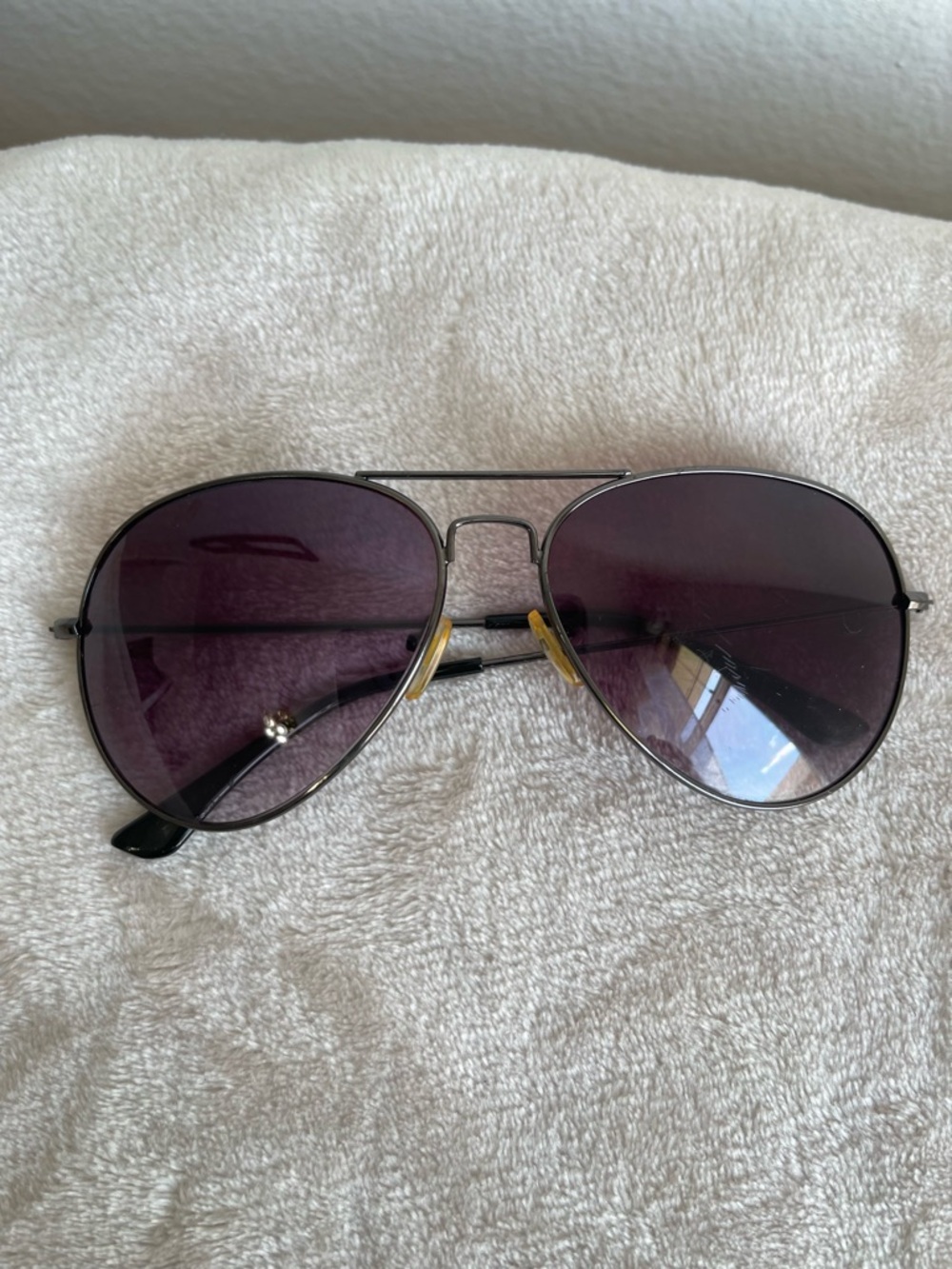 Aviator Sunglasses with Purple Tint Lens -‎ Men Accessories